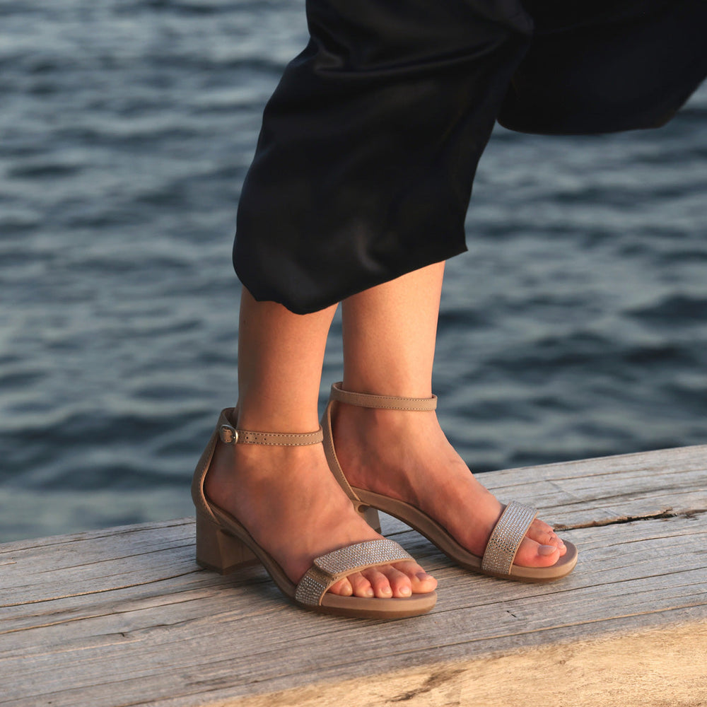 Avenue Strap Metatarsal | ABEO Footwear Outlet