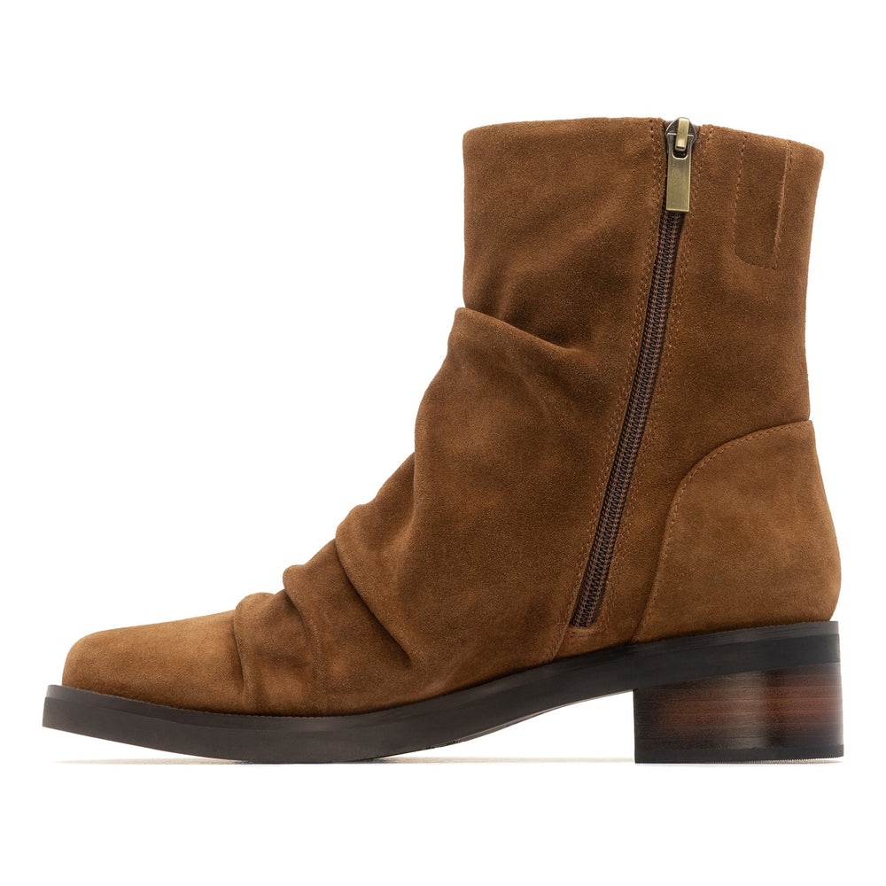 Traverse Scrunch | ABEO Footwear Sale