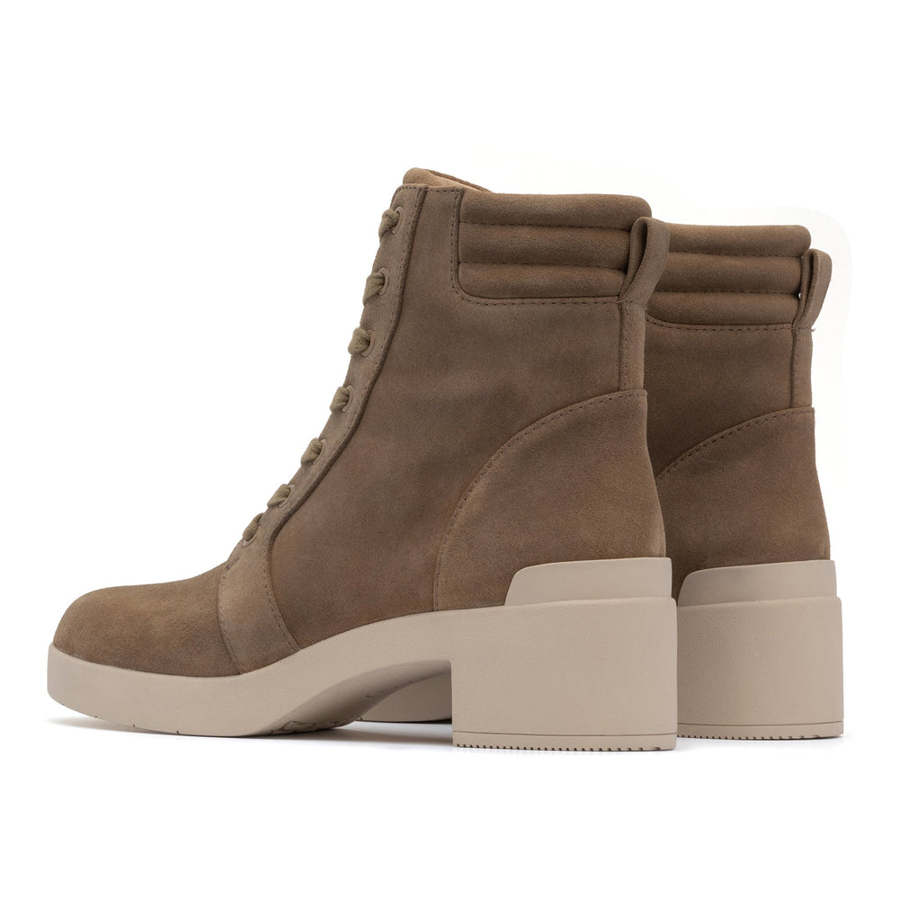 Capital Lace | ABEO Footwear Outlet