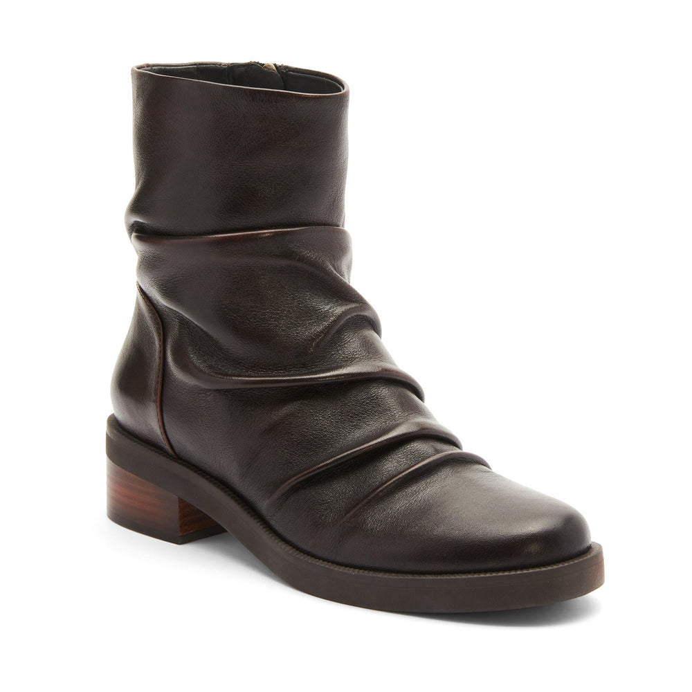 Traverse Scrunch | ABEO Footwear Outlet