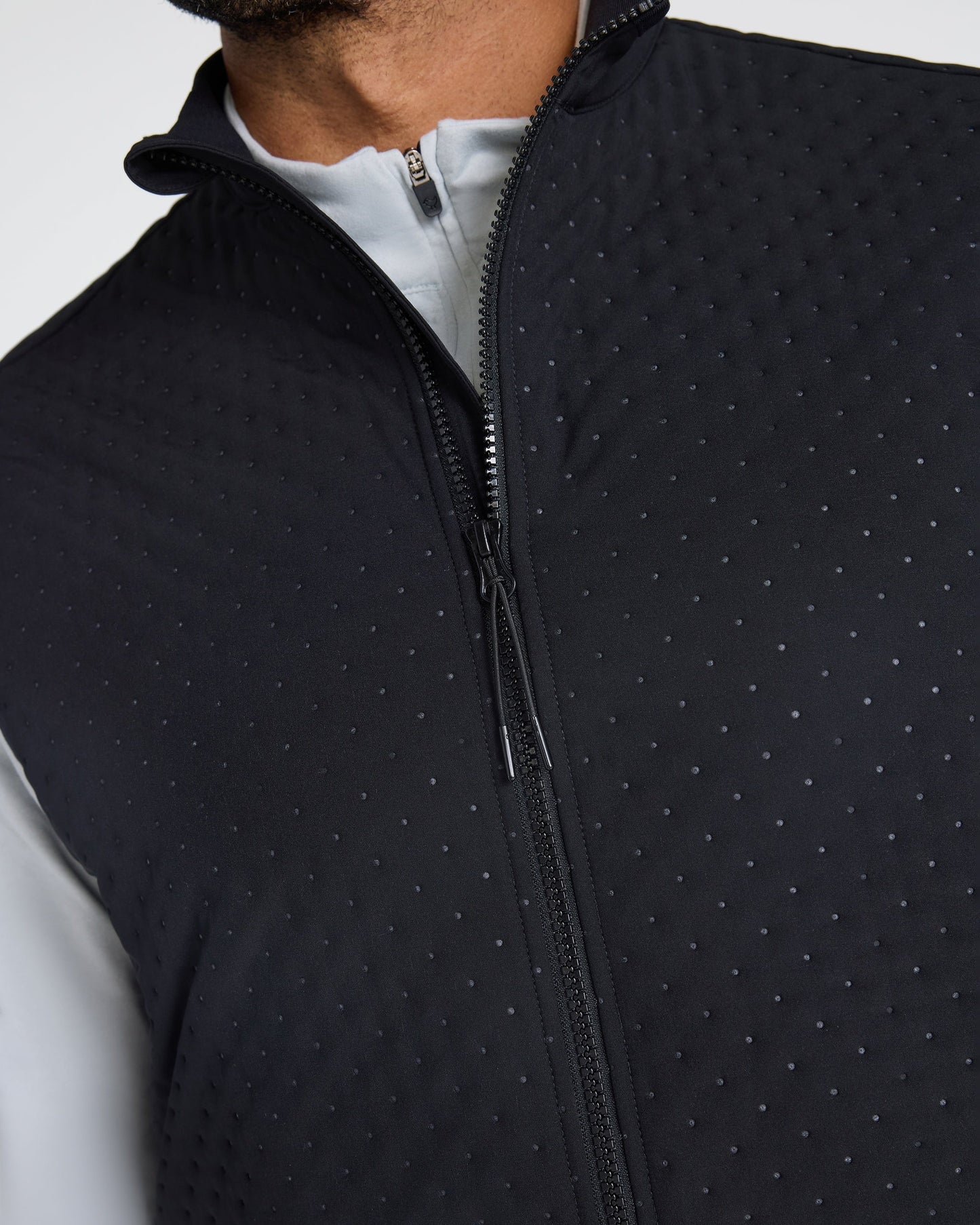 Bad Birdie Hybrid Vest - Black